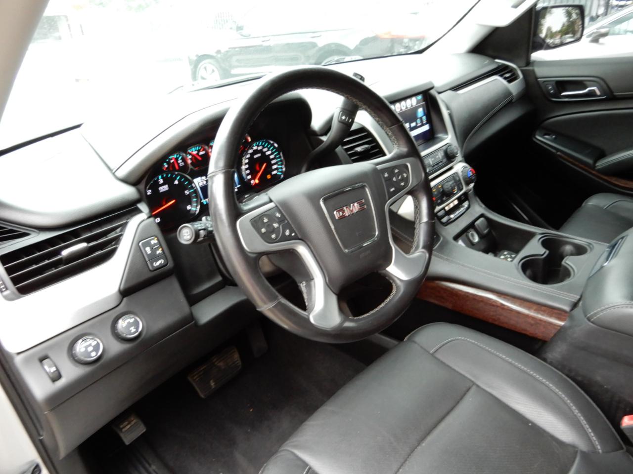 GMC Yukon 4WD 4dr SLT 2020