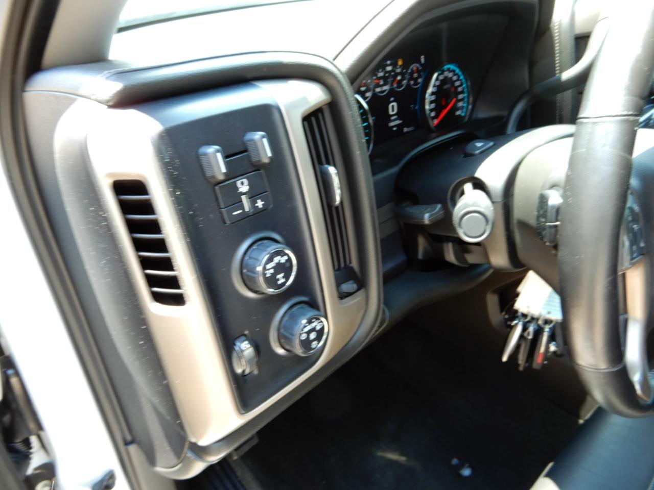GMC Sierra 1500 4WD Crew Cab 143.5" Denali 2017