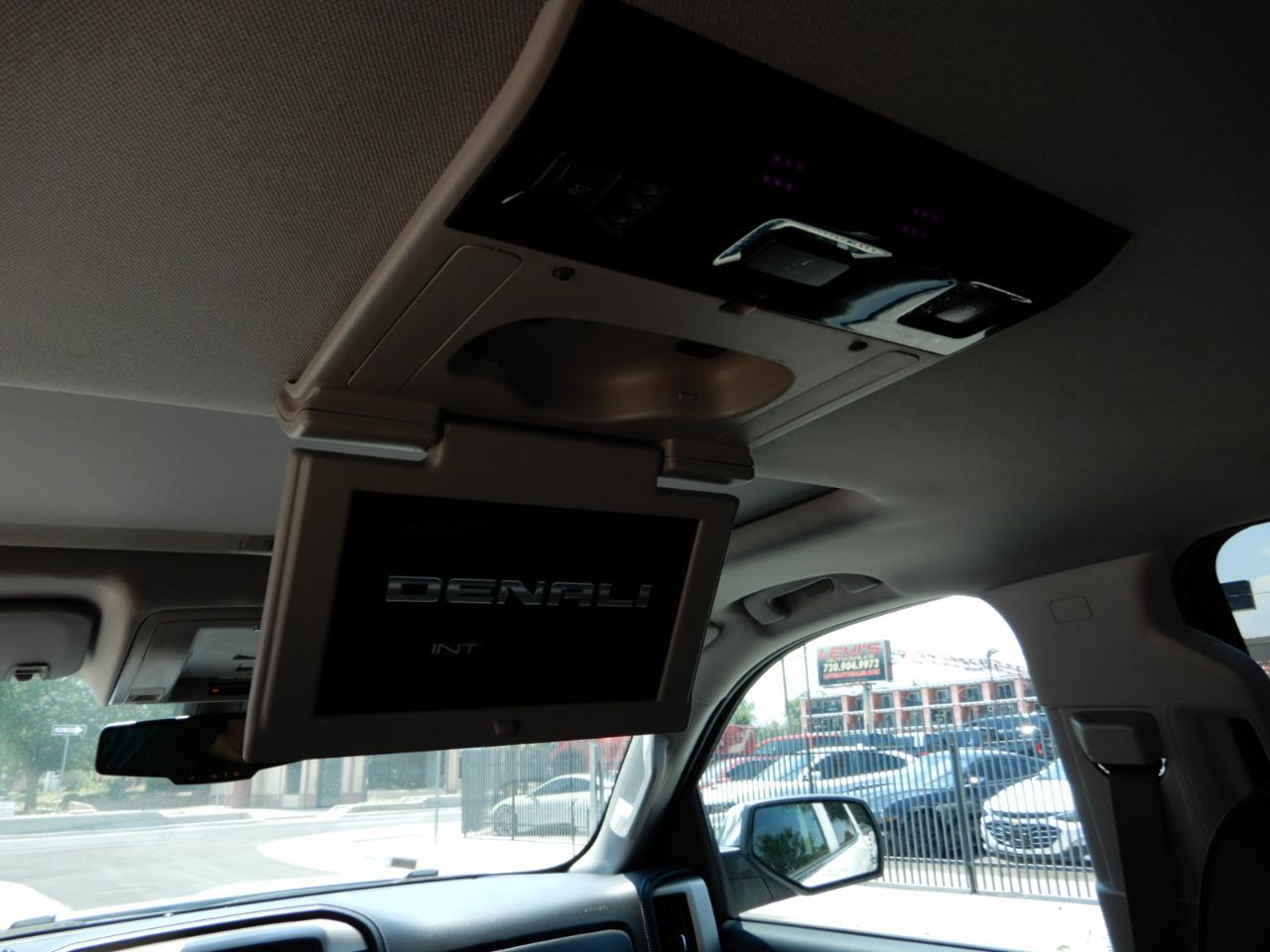 GMC Sierra 1500 4WD Crew Cab 143.5" Denali 2017