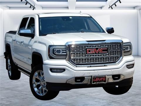 2017 GMC Sierra 1500 4WD Crew Cab 143.5" Denali