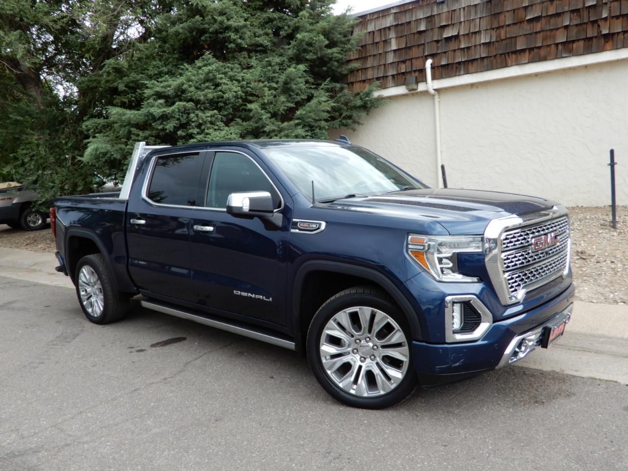 GMC Sierra 1500 4WD Crew Cab 147" Denali 2020