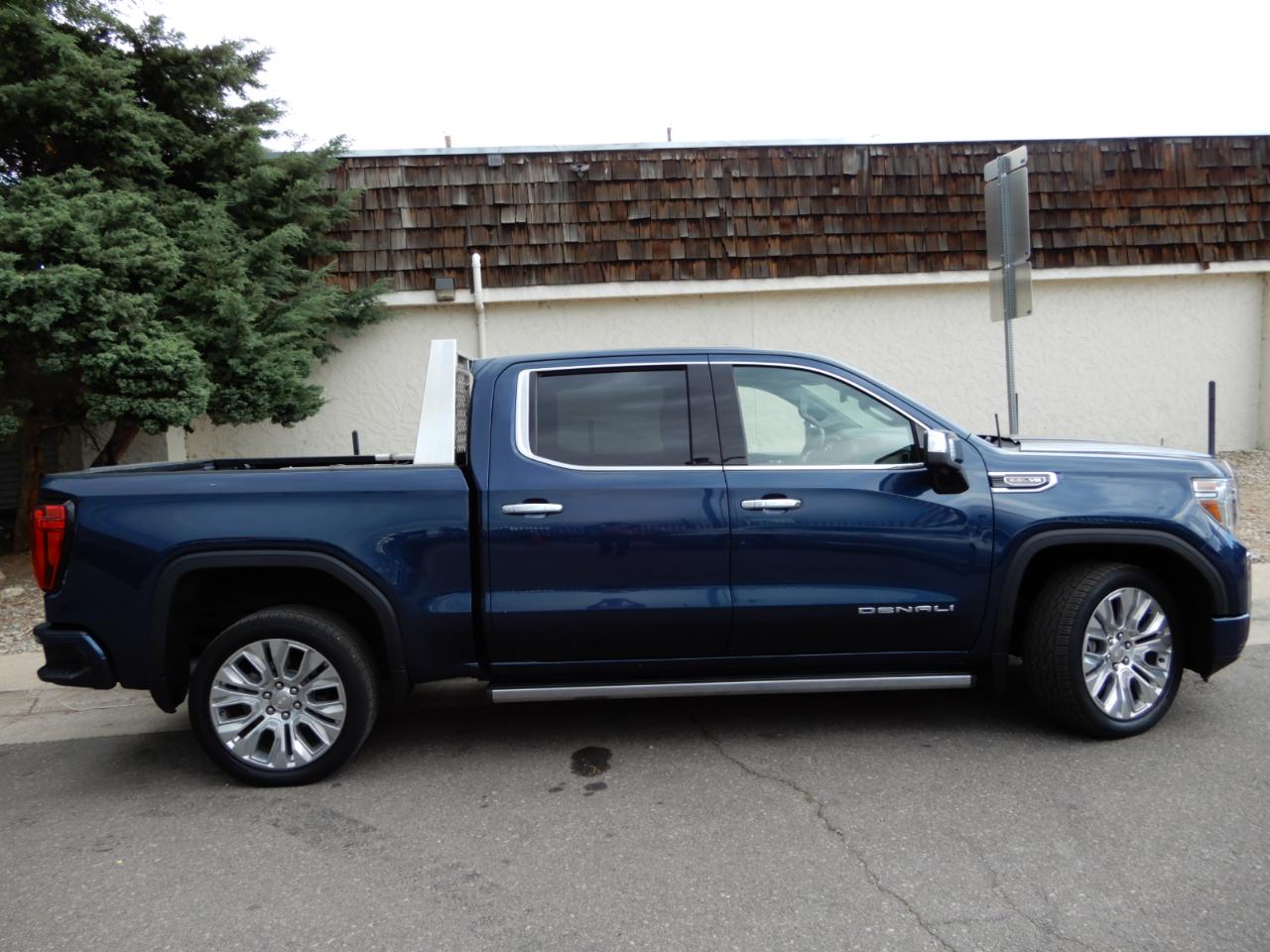 GMC Sierra 1500 4WD Crew Cab 147" Denali 2020