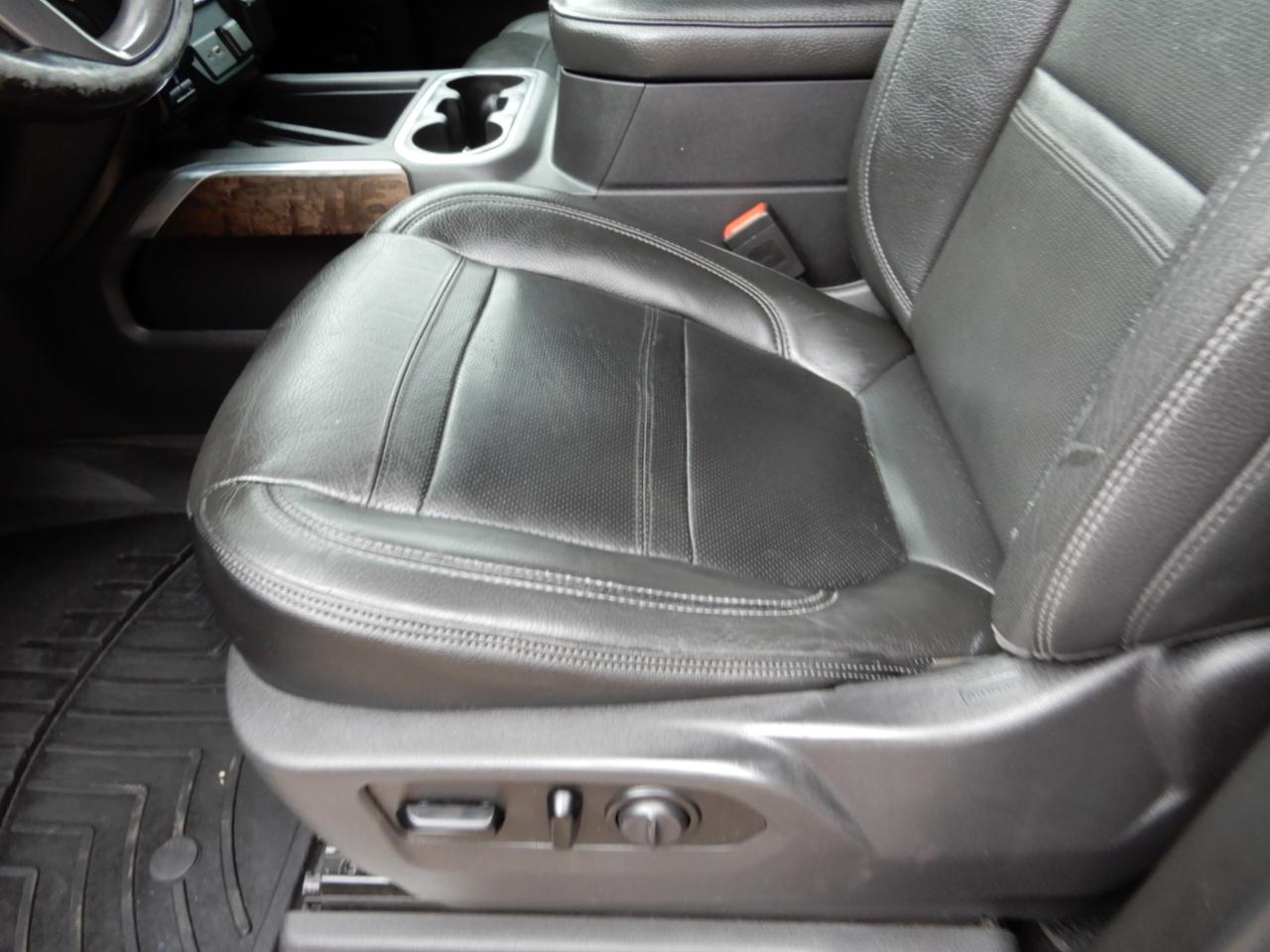 GMC Sierra 1500 4WD Crew Cab 147" Denali 2020
