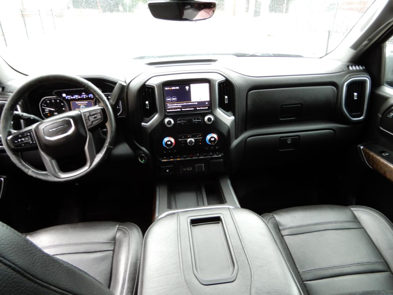 GMC Sierra 1500 4WD Crew Cab 147" Denali 2020