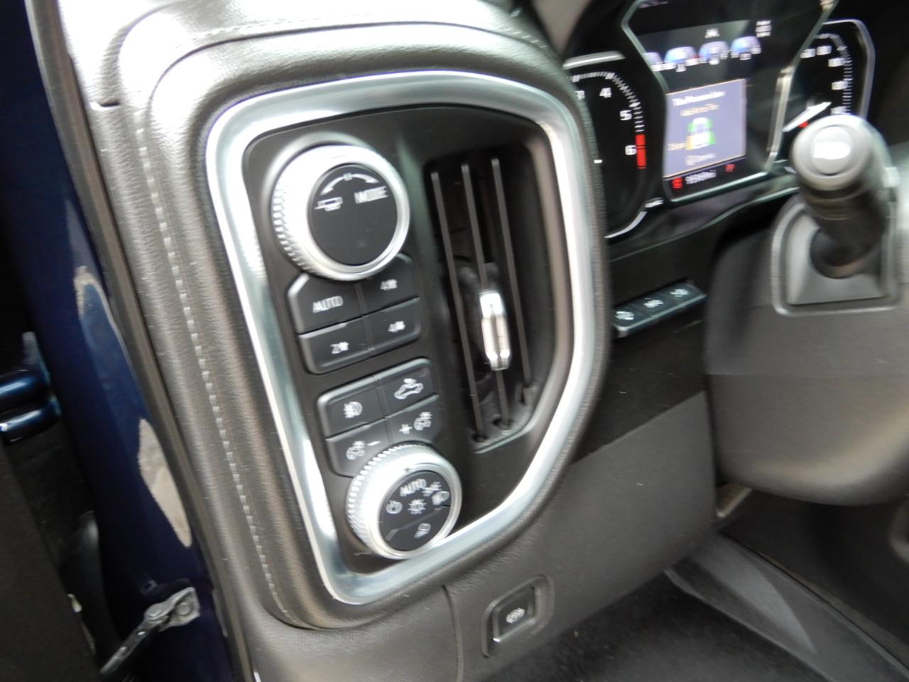 GMC Sierra 1500 4WD Crew Cab 147" Denali 2020