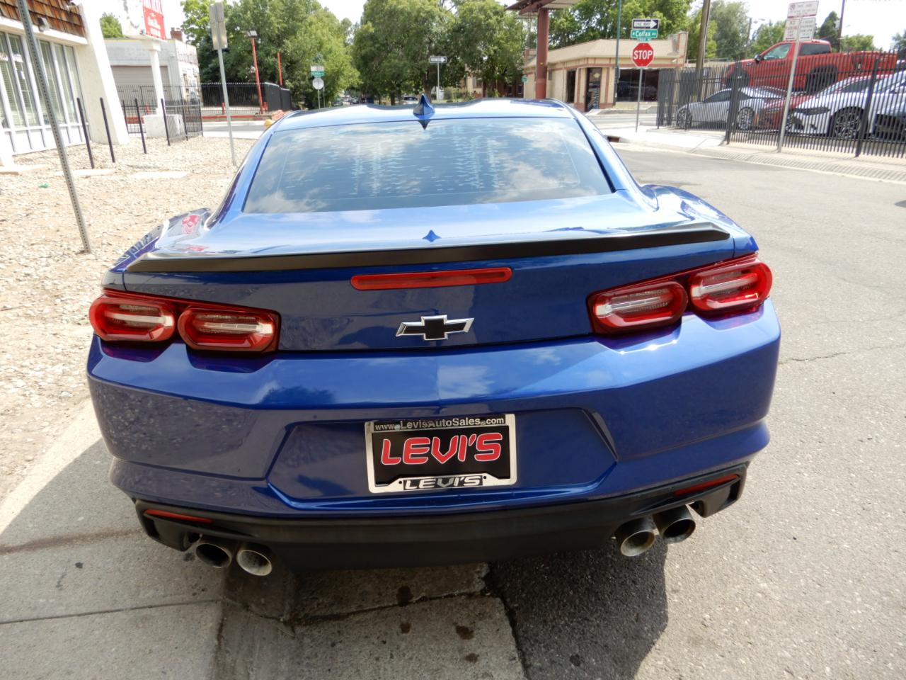 Chevrolet Camaro 2dr Cpe LT1 2021
