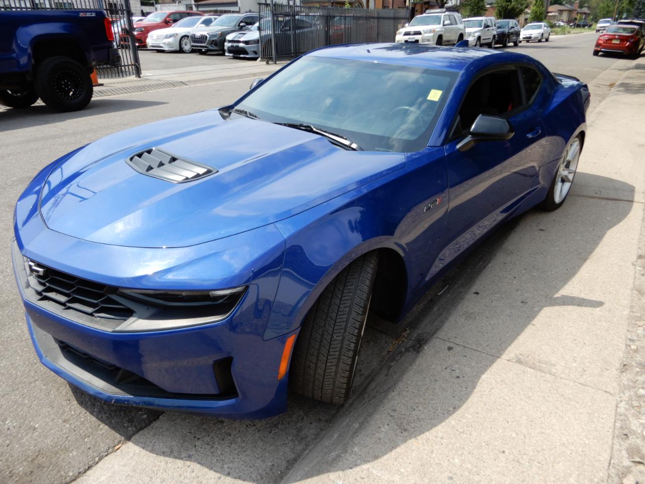 Chevrolet Camaro 2dr Cpe LT1 2021