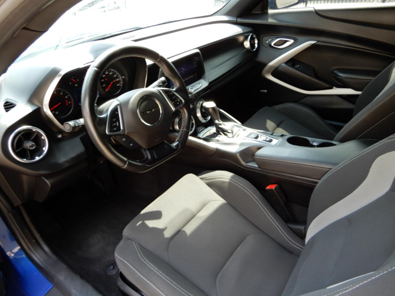 Chevrolet Camaro 2dr Cpe LT1 2021