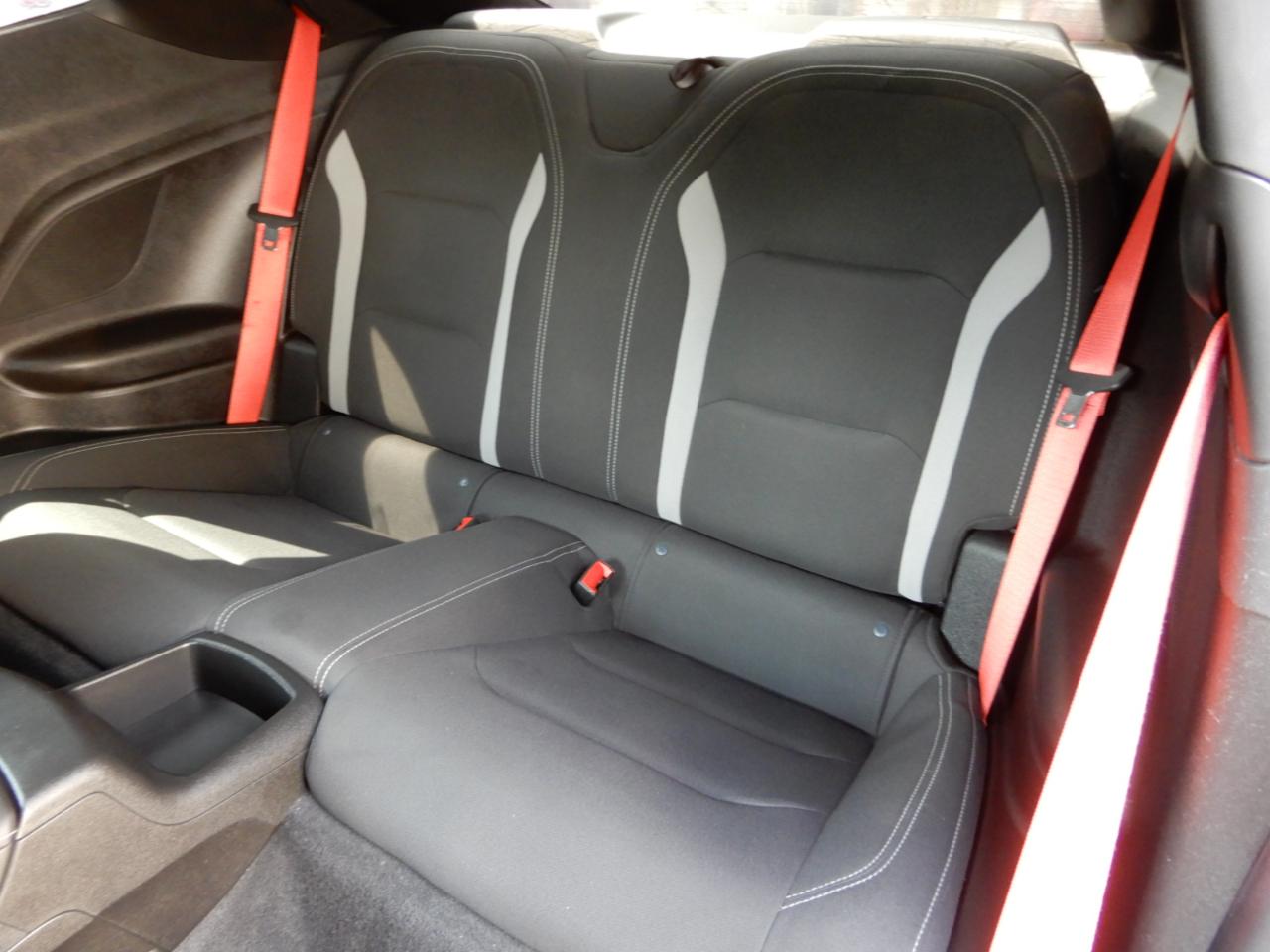 Chevrolet Camaro 2dr Cpe LT1 2021