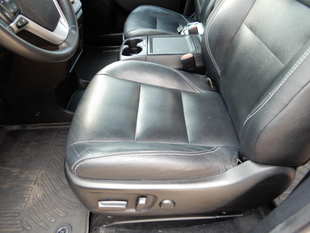 Toyota Sienna SE FWD 8-Passenger (Natl) 2017