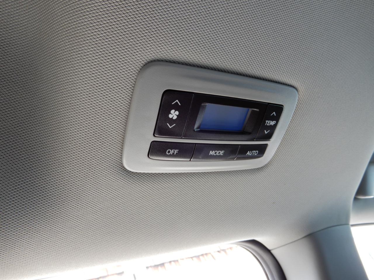 Toyota Sienna SE FWD 8-Passenger (Natl) 2017