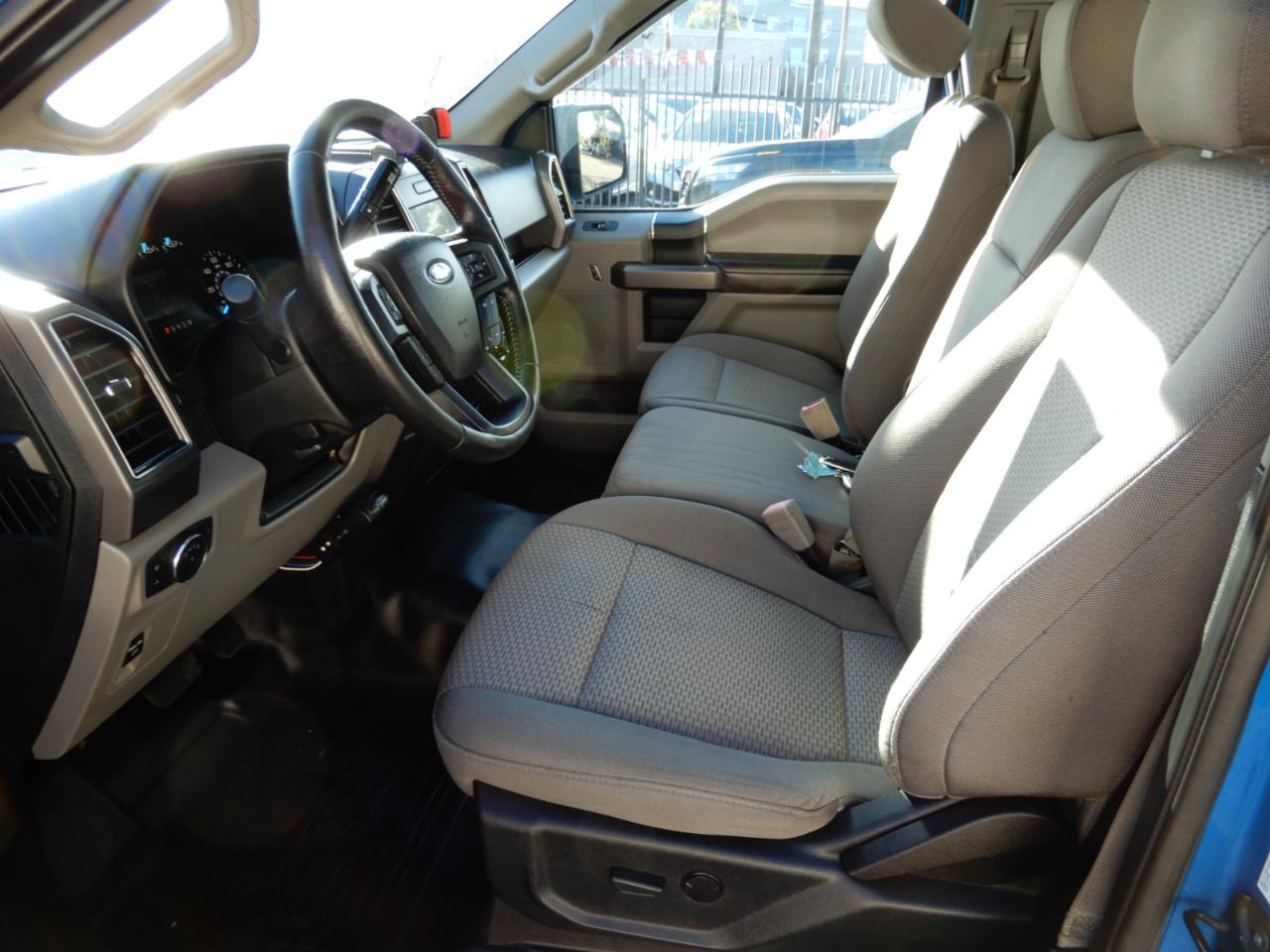 Ford F-150 XLT 2WD Reg Cab 6.5' Box 2019