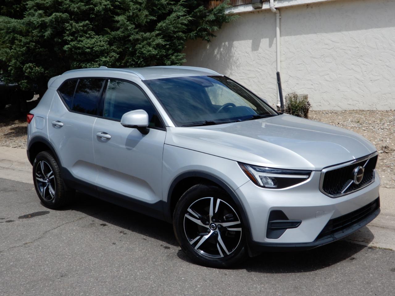 Volvo XC40 B5 AWD Core 2023