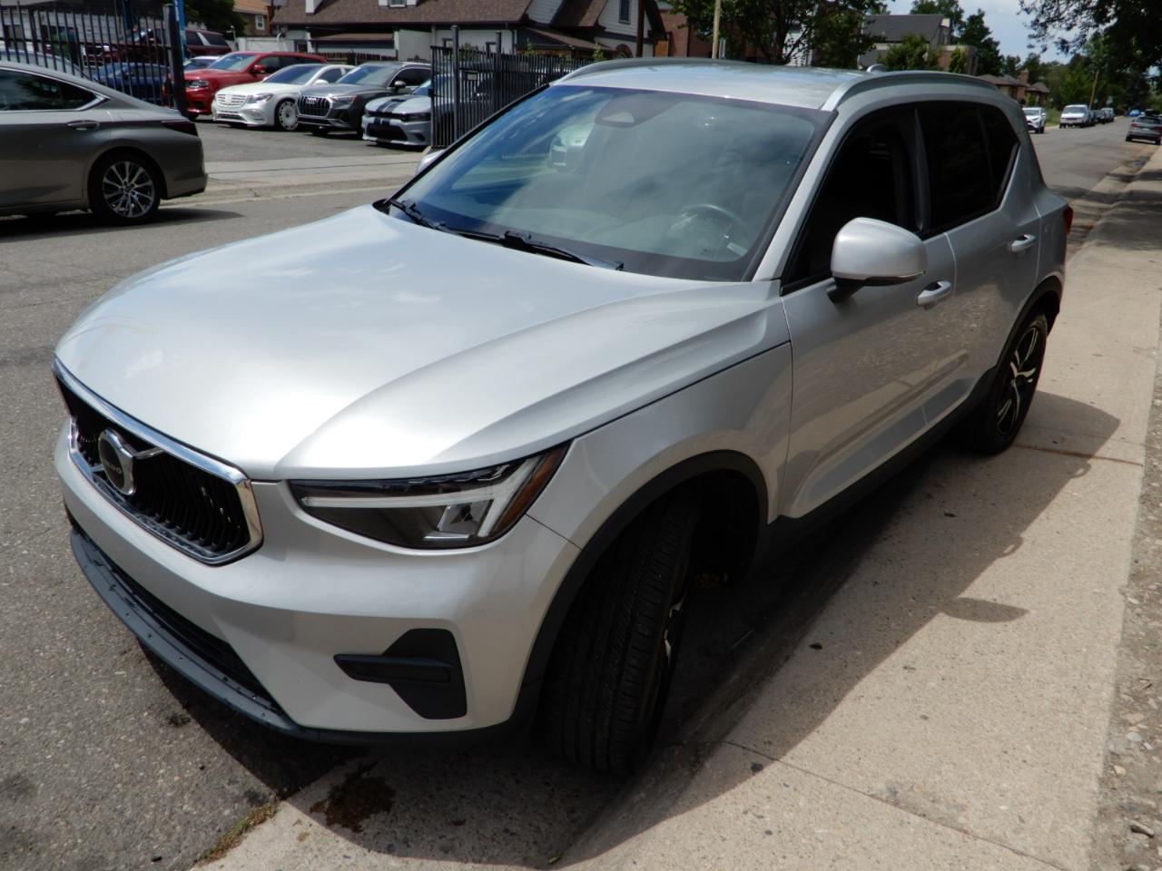 Volvo XC40 B5 AWD Core 2023