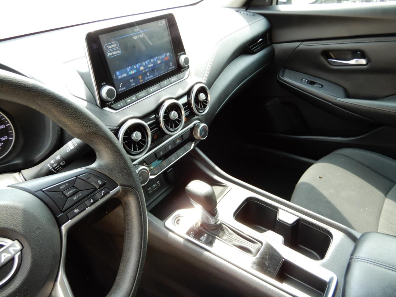 Nissan Sentra SV CVT 2024