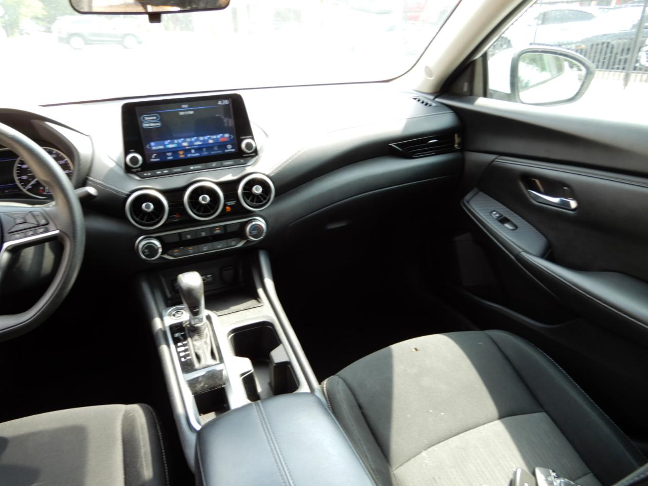 Nissan Sentra SV CVT 2024