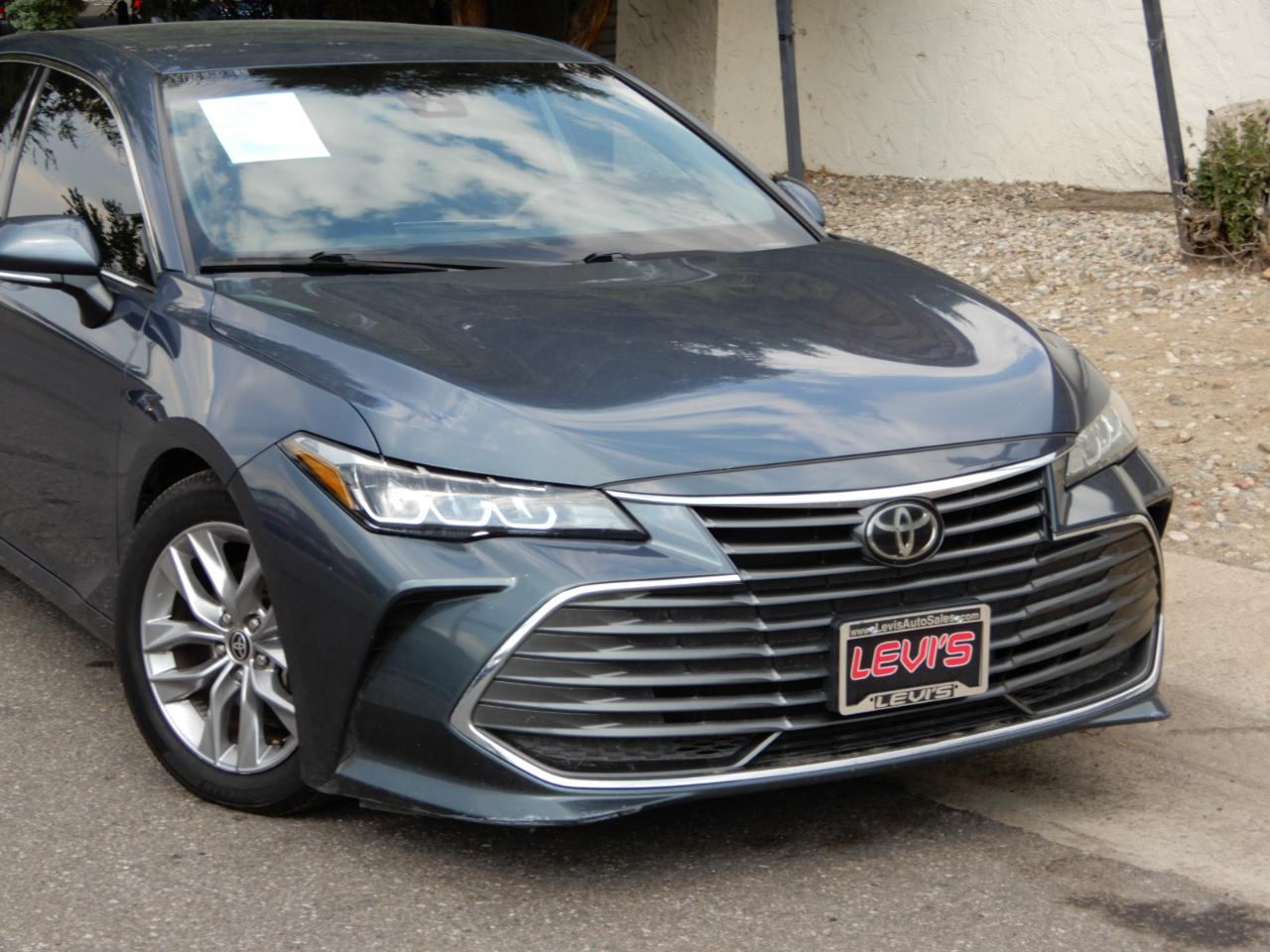 Toyota Avalon XLE FWD (Natl) 2022