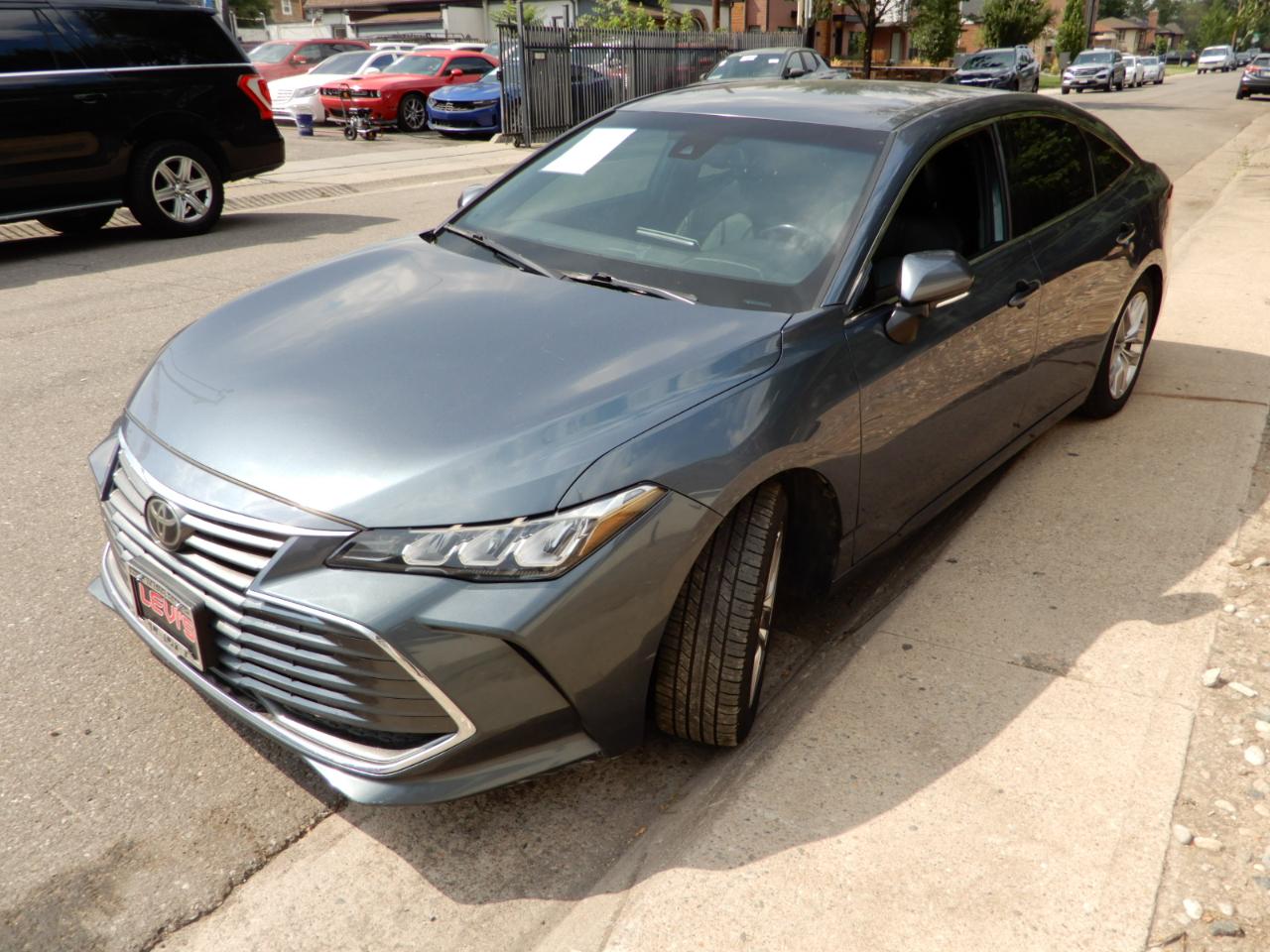 Toyota Avalon XLE FWD (Natl) 2022