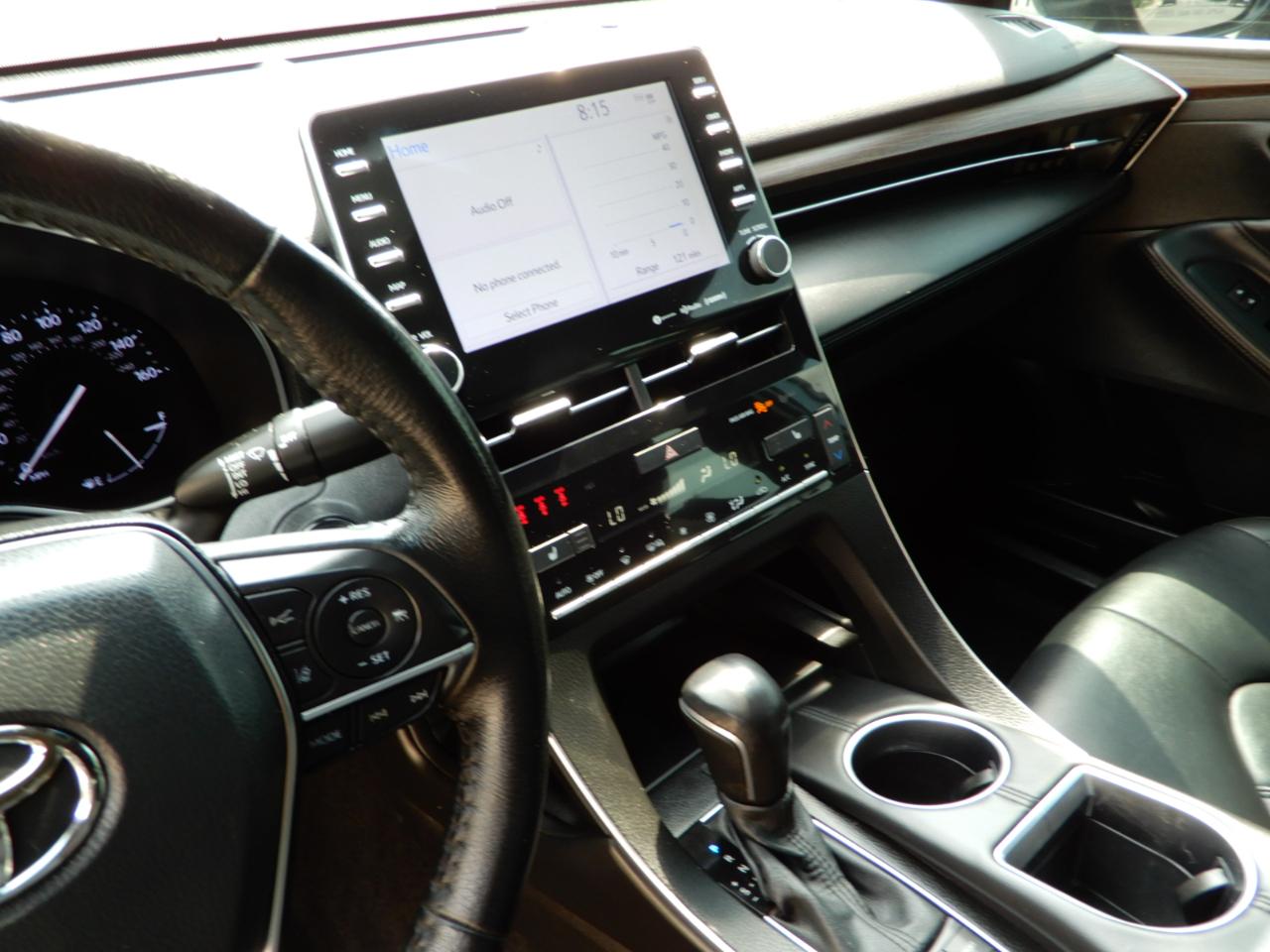 Toyota Avalon XLE FWD (Natl) 2022