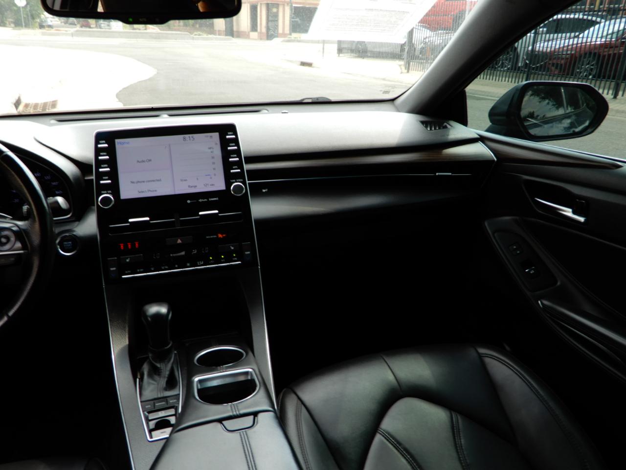 Toyota Avalon XLE FWD (Natl) 2022