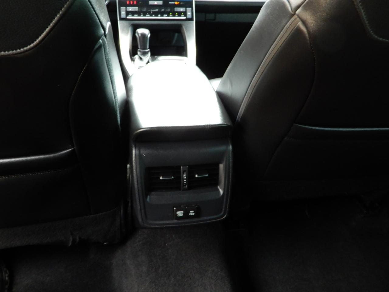 Toyota Avalon XLE FWD (Natl) 2022