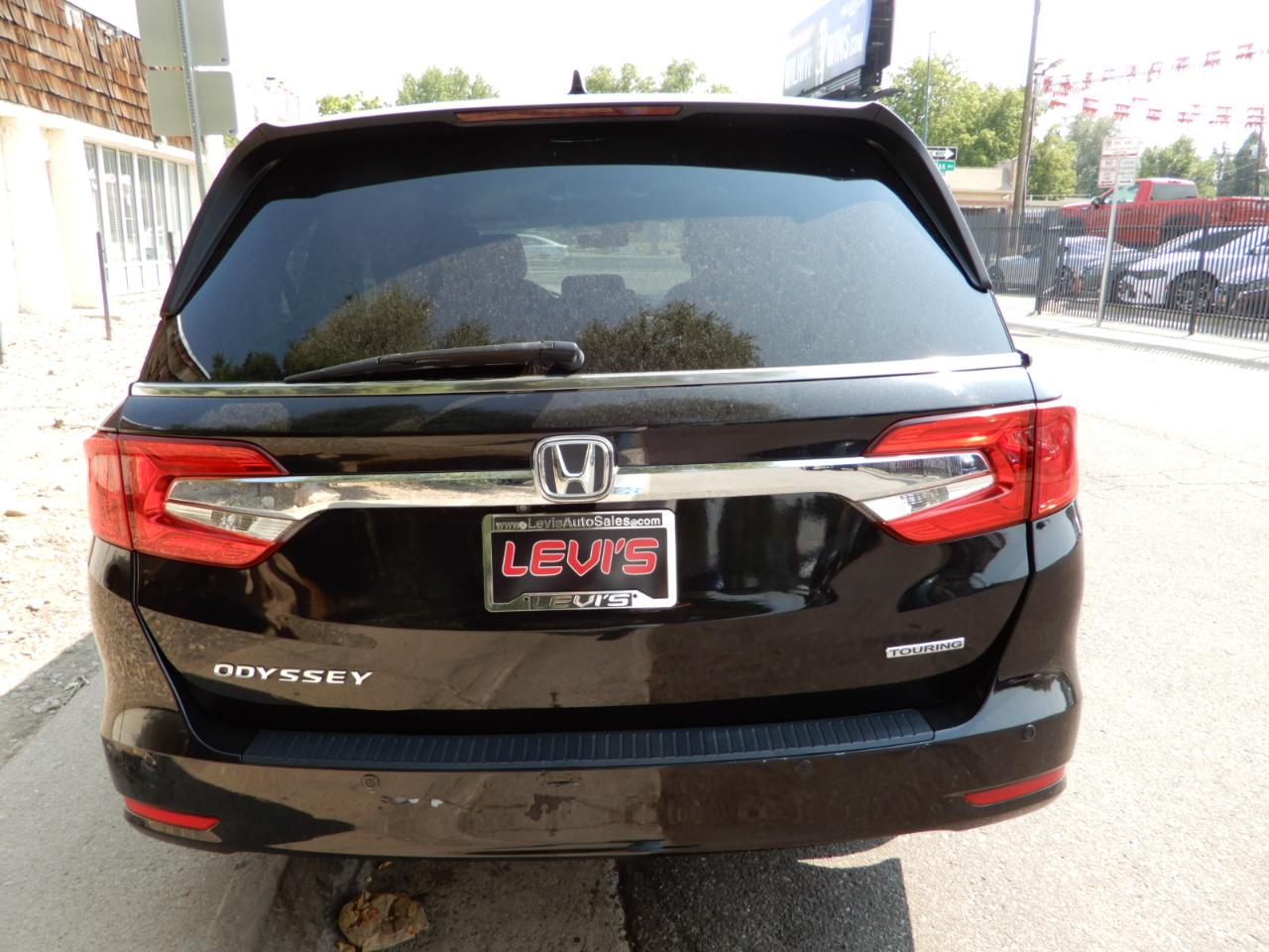 Honda Odyssey Touring Auto 2018