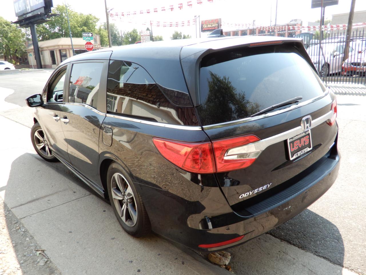 Honda Odyssey Touring Auto 2018