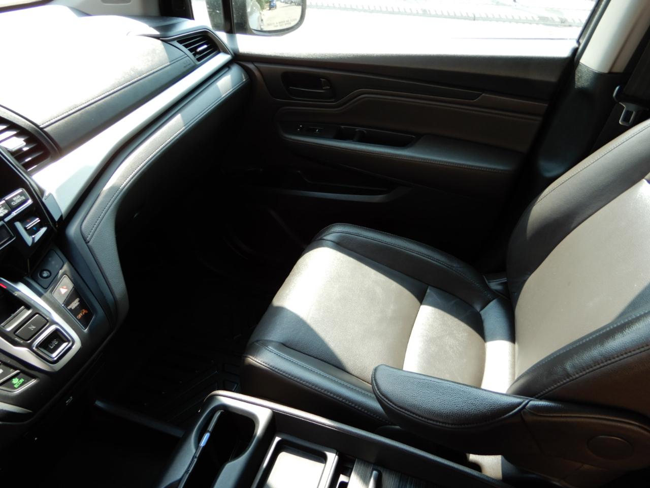 Honda Odyssey Touring Auto 2018