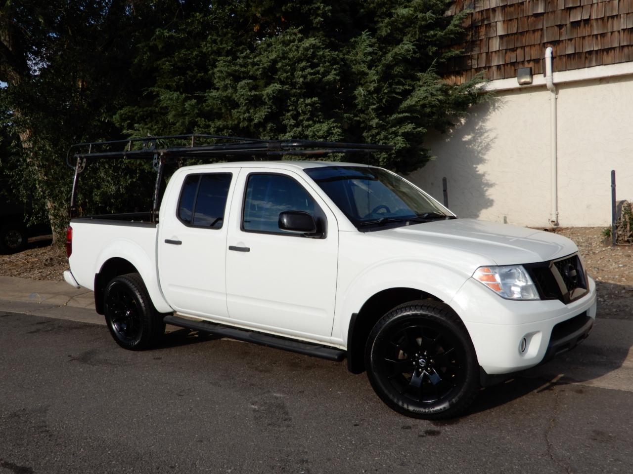Nissan Frontier Crew Cab 4x4 SV Auto 2020