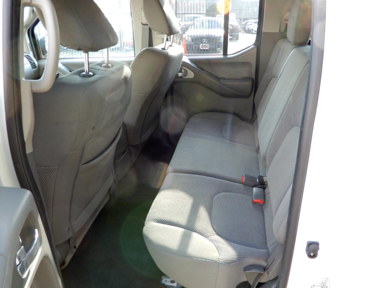 Nissan Frontier Crew Cab 4x4 SV Auto 2020