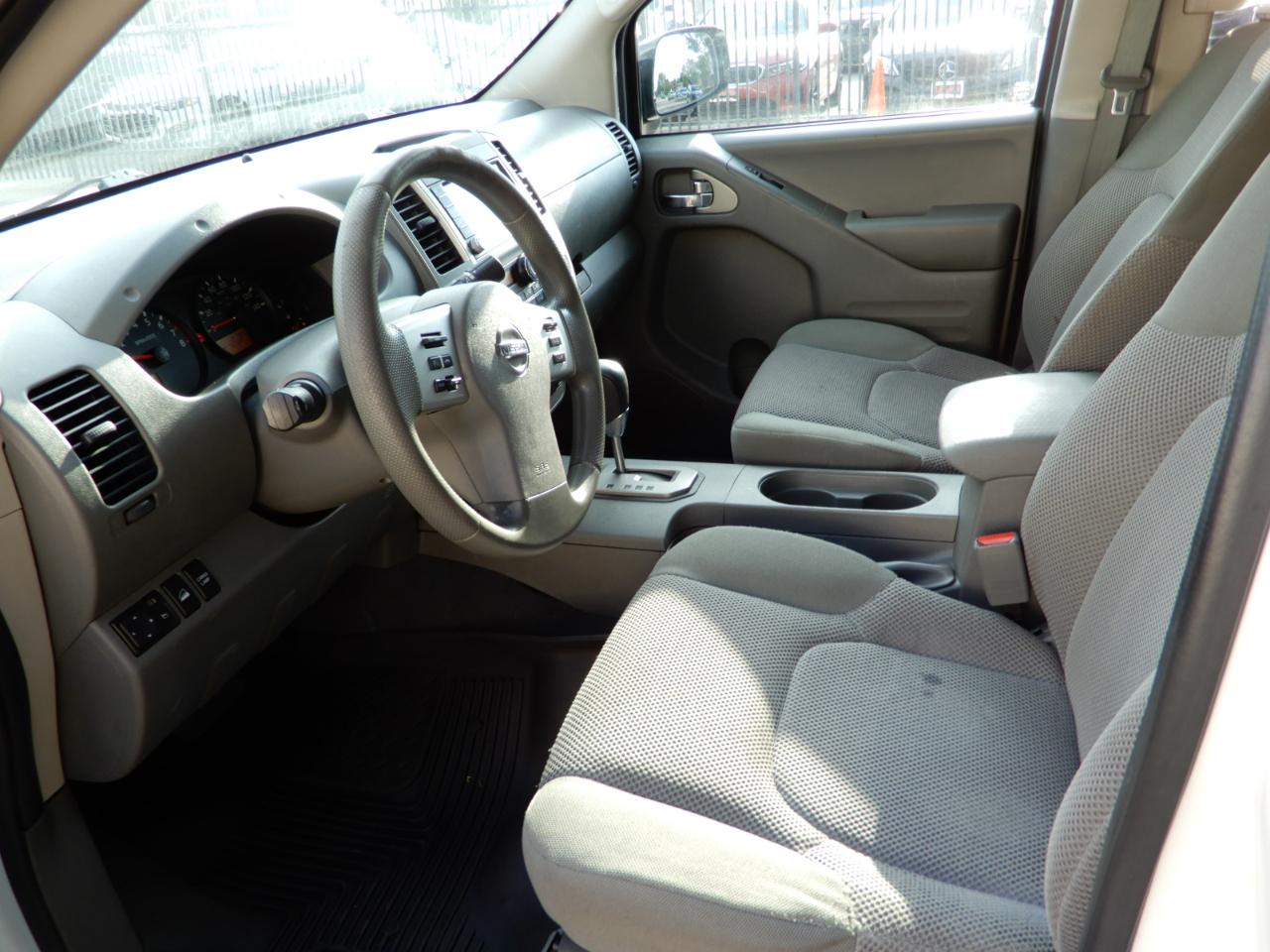 Nissan Frontier Crew Cab 4x4 SV Auto 2020