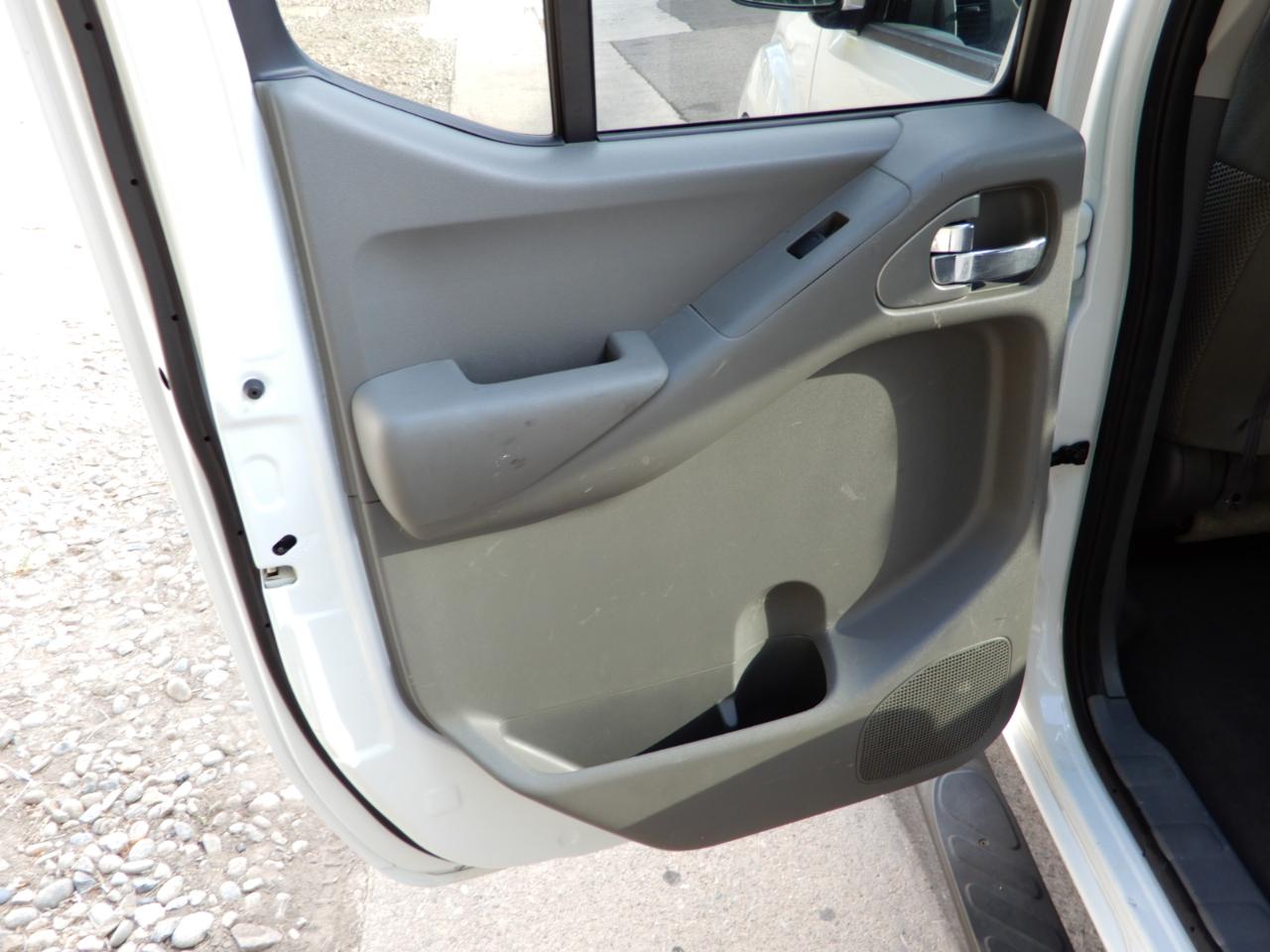Nissan Frontier Crew Cab 4x4 SV Auto 2020