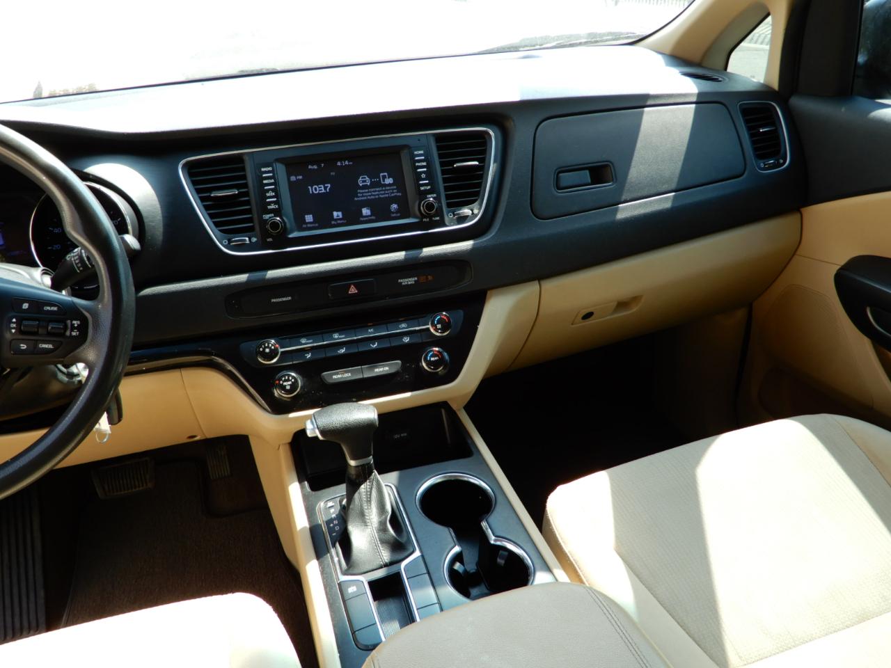 Kia Sedona LX FWD 2019