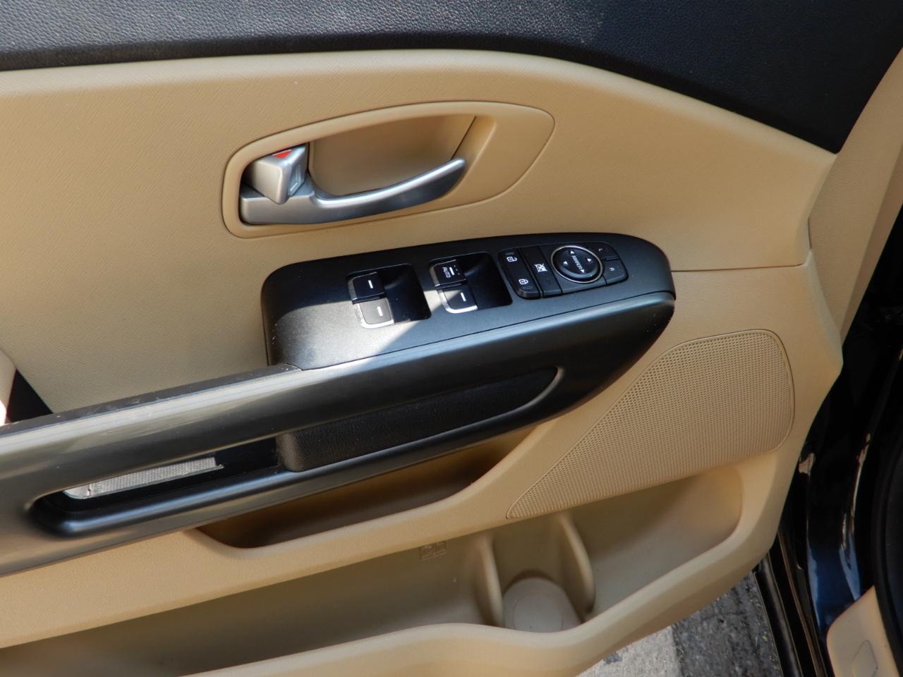 Kia Sedona LX FWD 2019