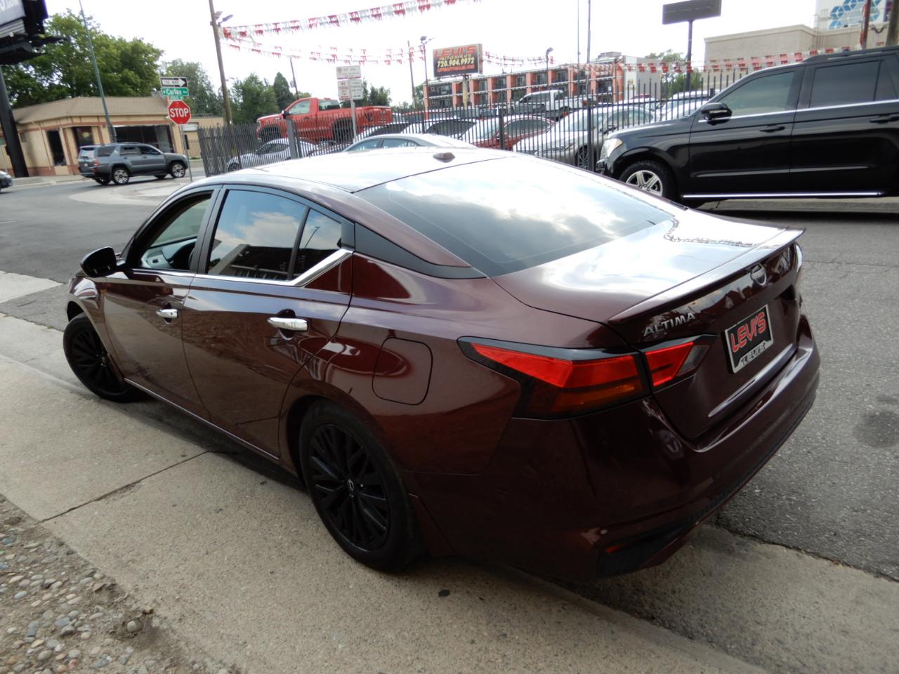 Nissan Altima SV FWD 2025