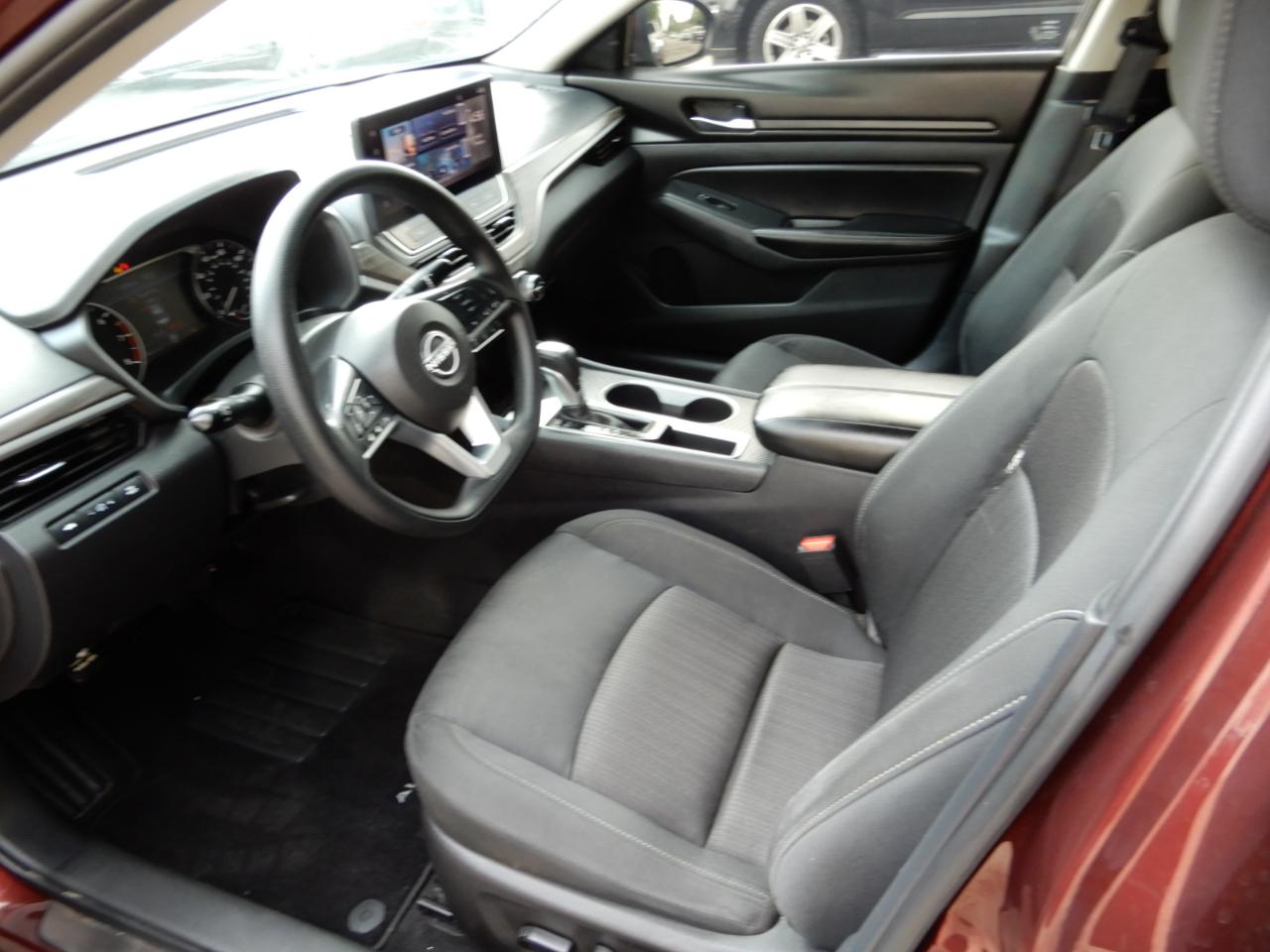 Nissan Altima SV FWD 2025