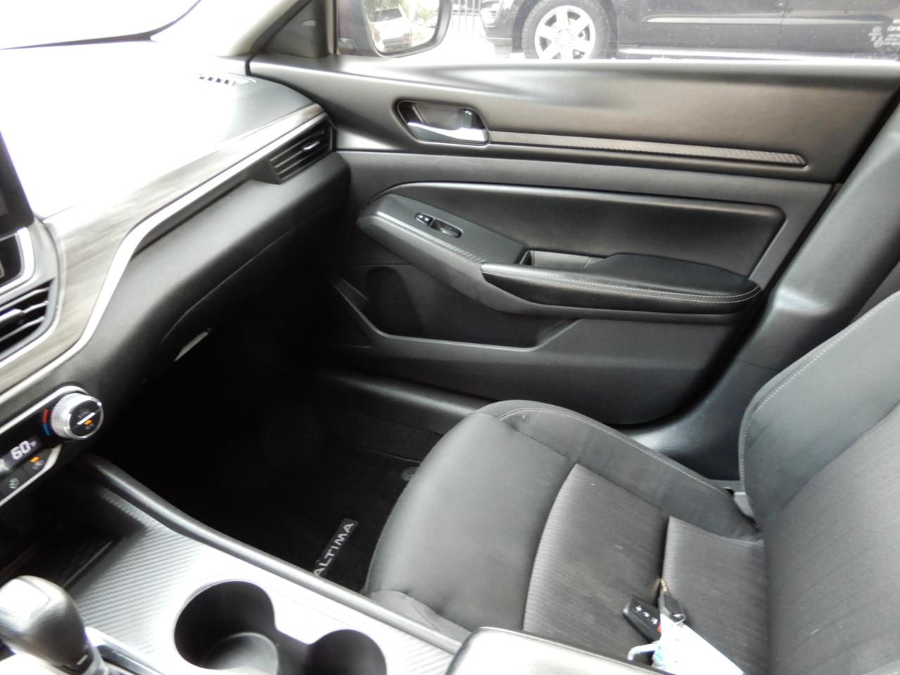 Nissan Altima SV FWD 2025