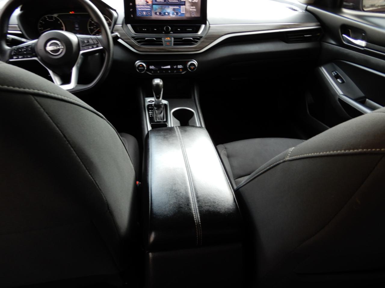 Nissan Altima SV FWD 2025