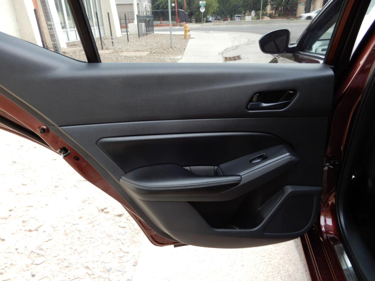 Nissan Altima SV FWD 2025