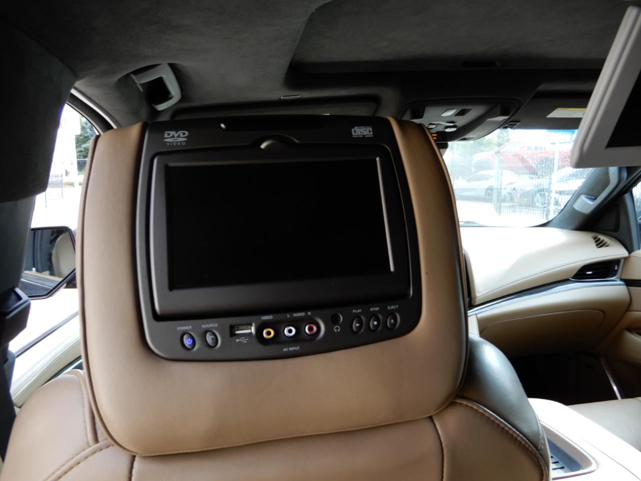 Cadillac Escalade 4WD 4dr Platinum 2019