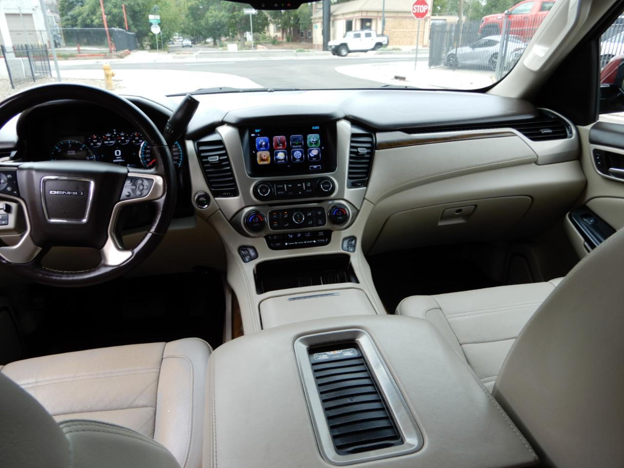 GMC Yukon 4WD 4dr Denali 2018