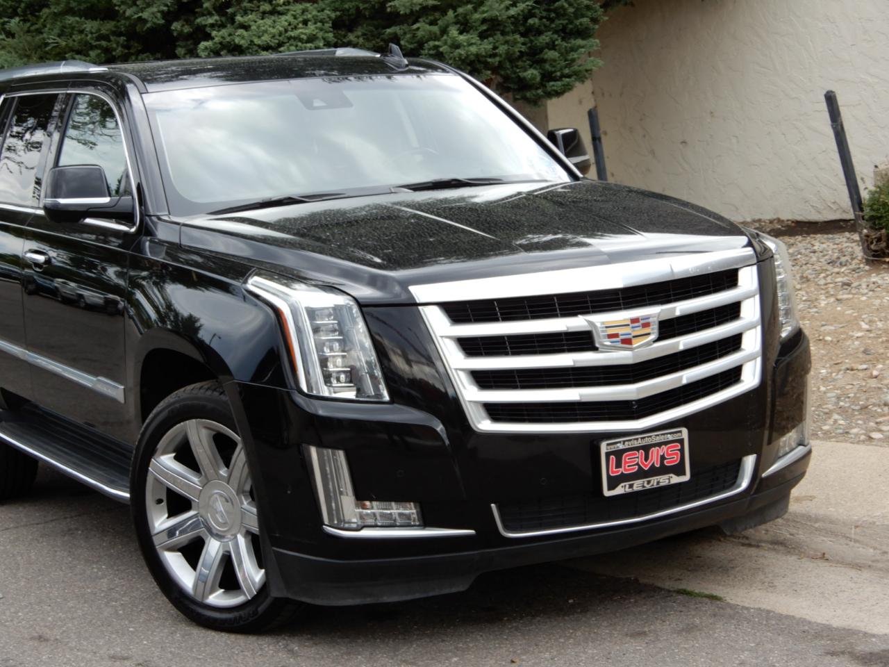 Cadillac Escalade 4WD 4dr Luxury 2019