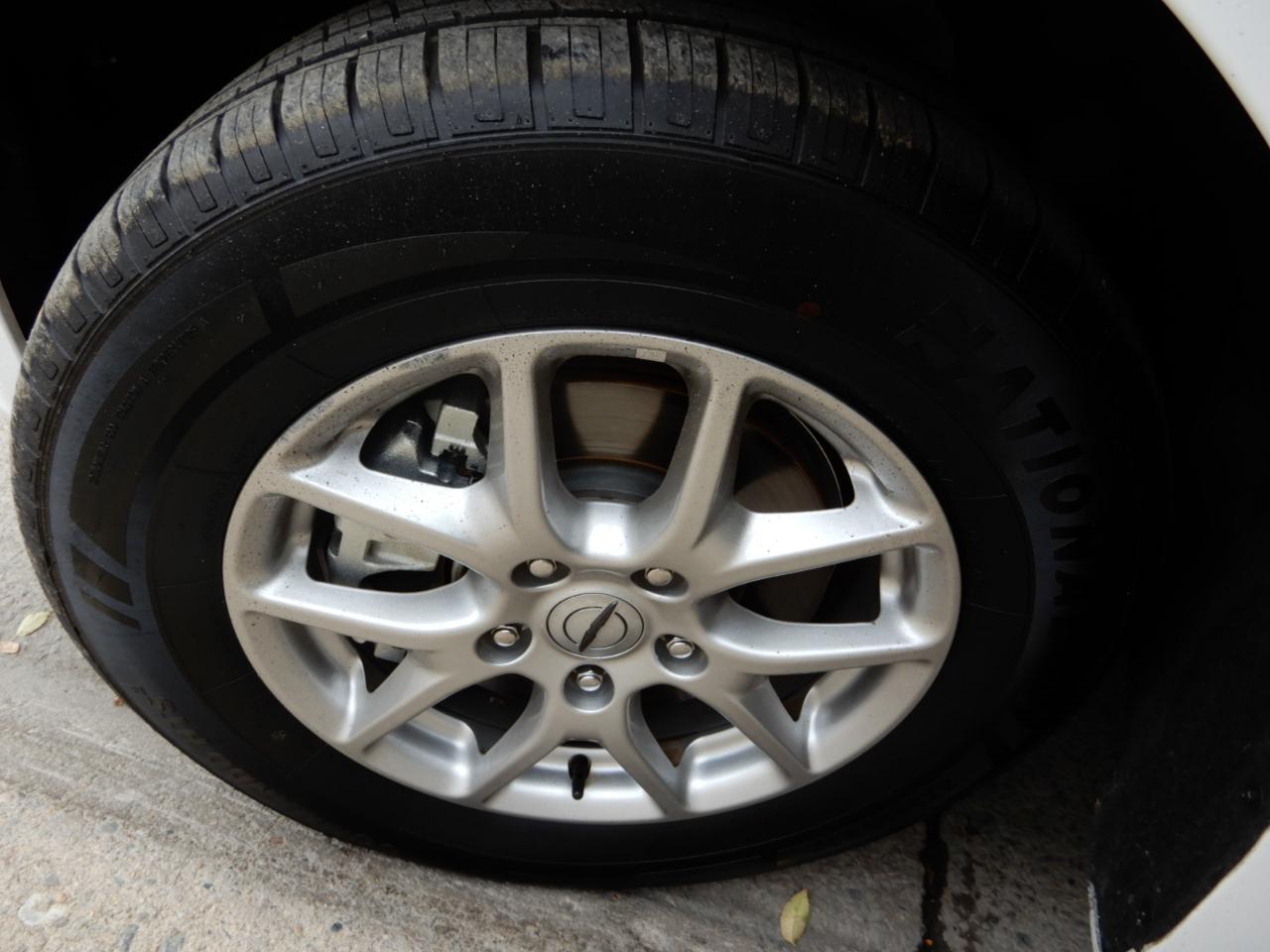 Chrysler Pacifica Touring L FWD 2024