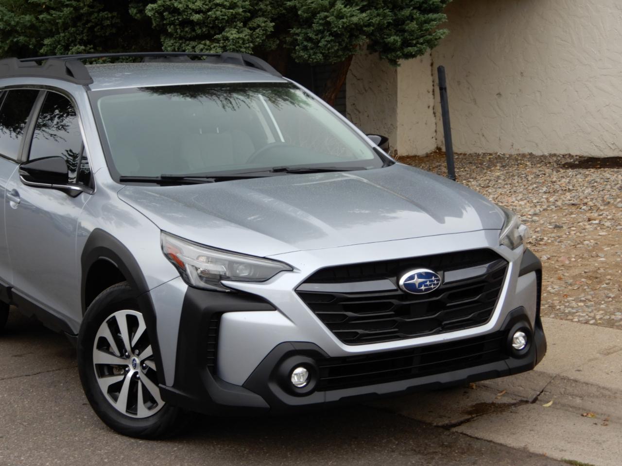 Subaru Outback Premium AWD 2024