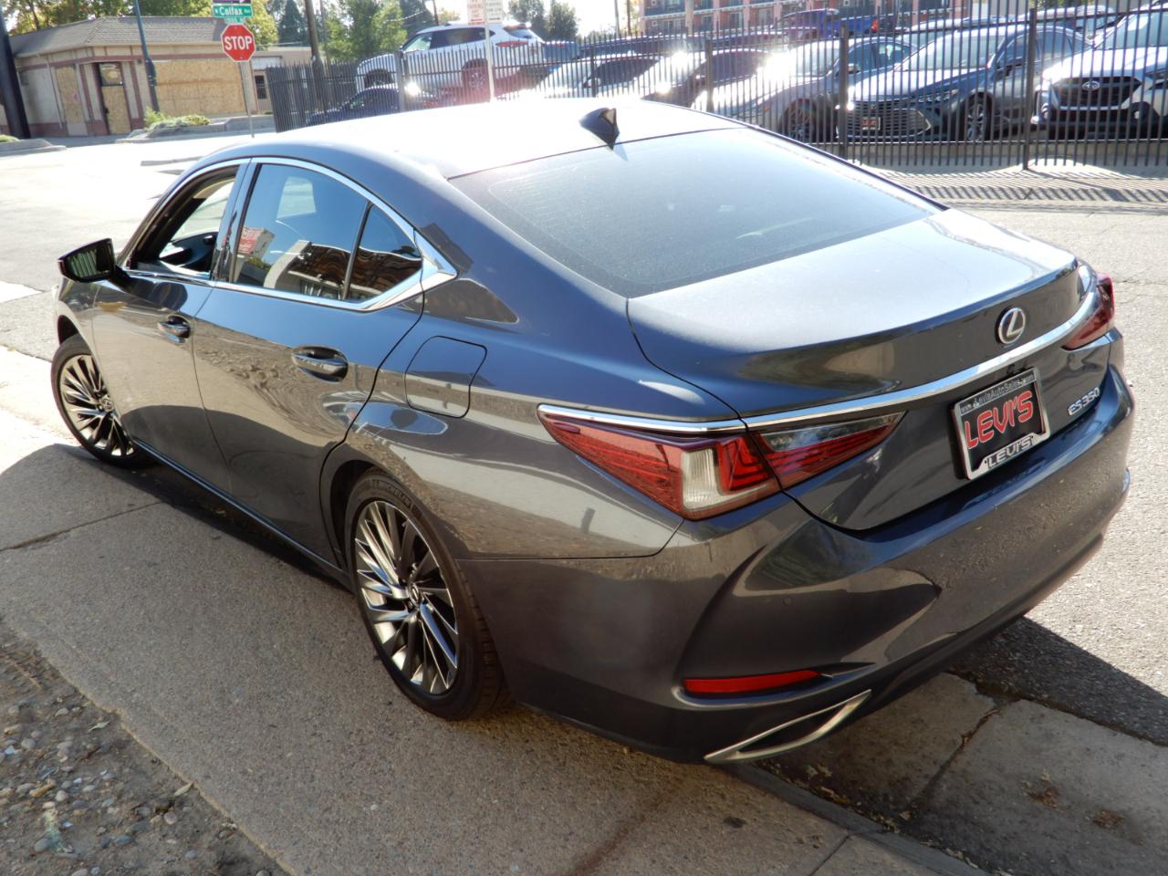 Lexus ES ES 350 Luxury FWD 2024