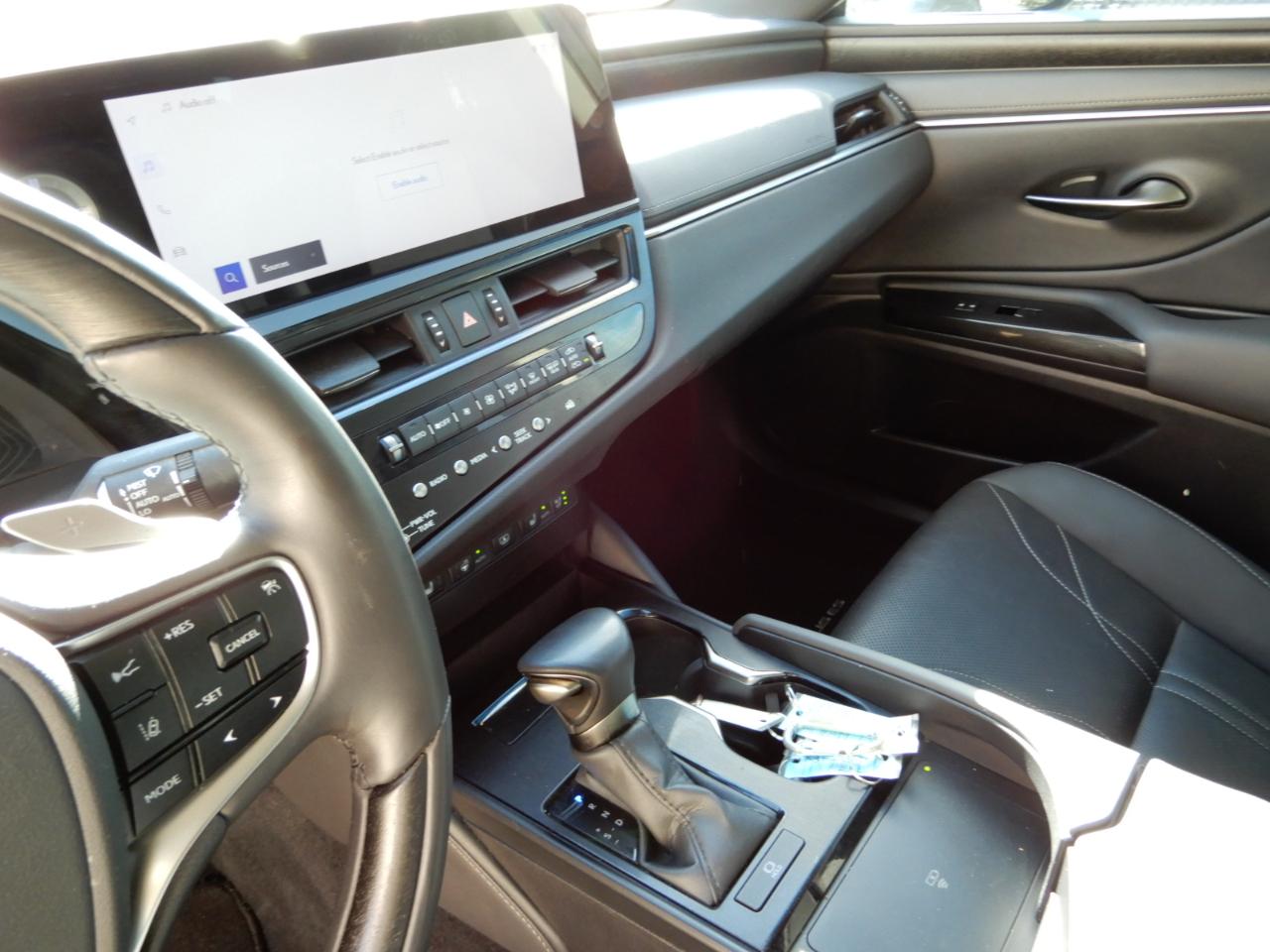 Lexus ES ES 350 Luxury FWD 2024
