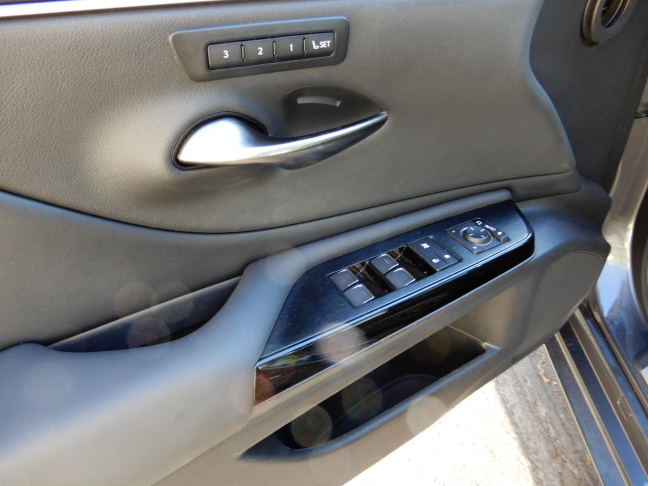 Lexus ES ES 350 Luxury FWD 2024