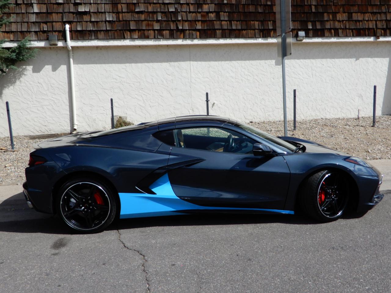 Chevrolet Corvette 2dr Stingray Cpe w/2LT 2020