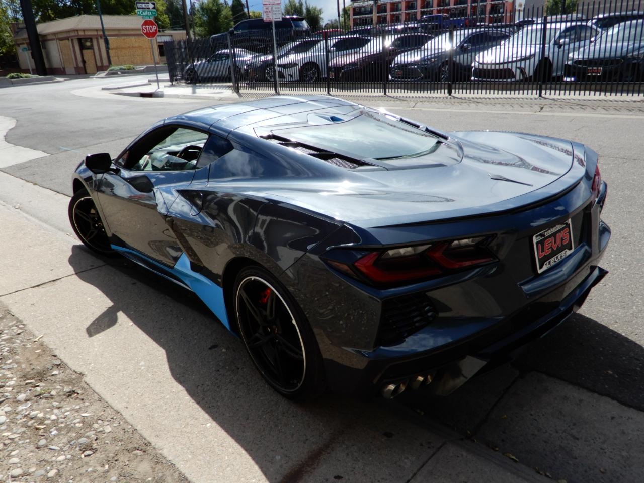 Chevrolet Corvette 2dr Stingray Cpe w/2LT 2020