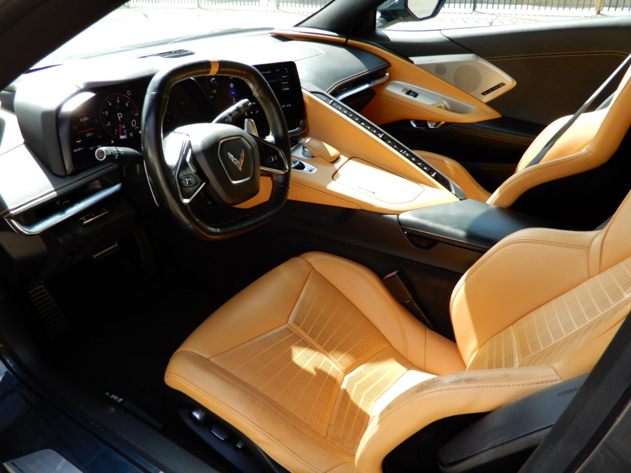 Chevrolet Corvette 2dr Stingray Cpe w/2LT 2020
